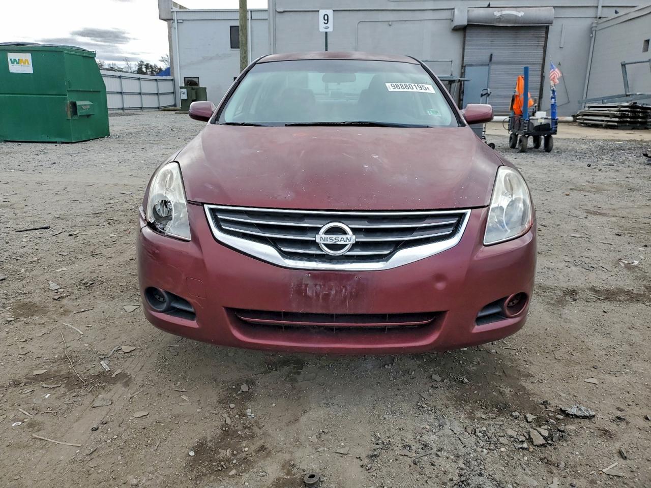 Nissan Altima Base Image 11