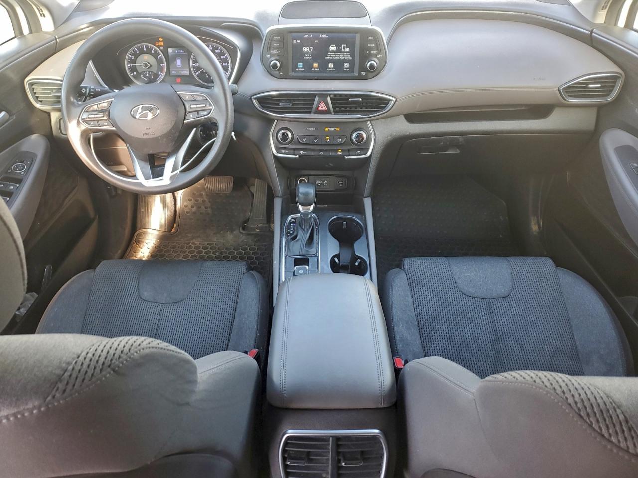 Hyundai SANTA FE Se Image 12