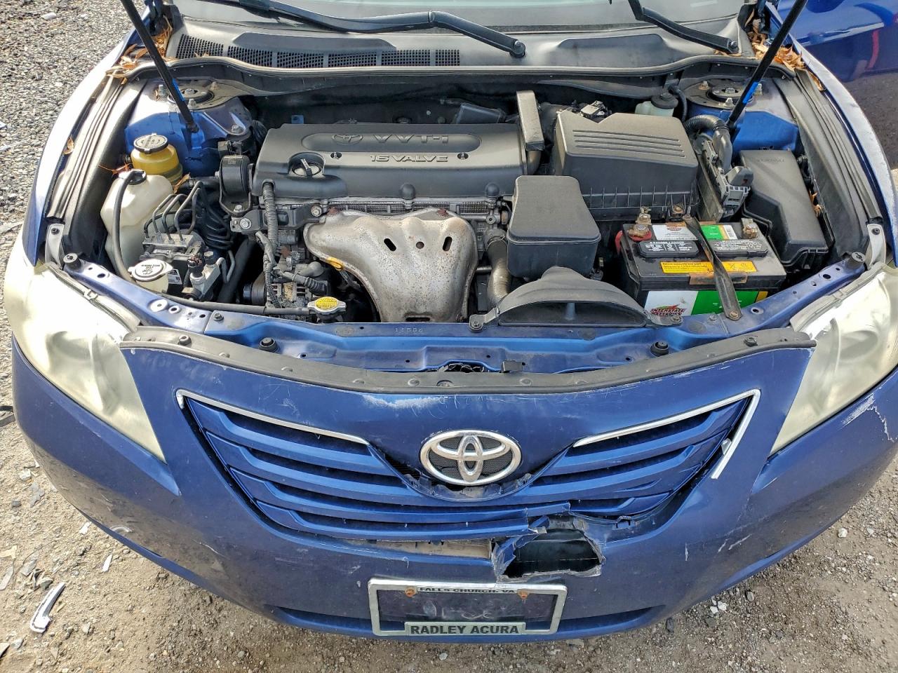Toyota Camry Base Image 12
