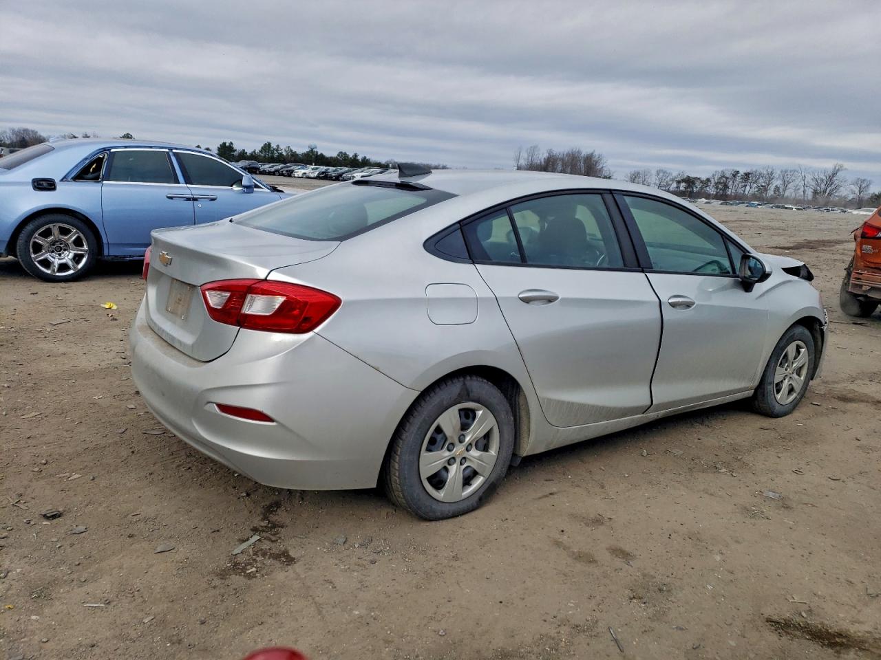 Chevrolet Cruze Ls Image 12