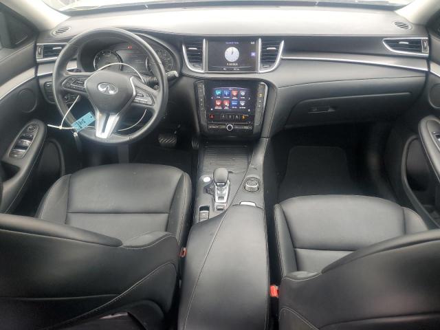 INFINITI Qx Essential Image 6