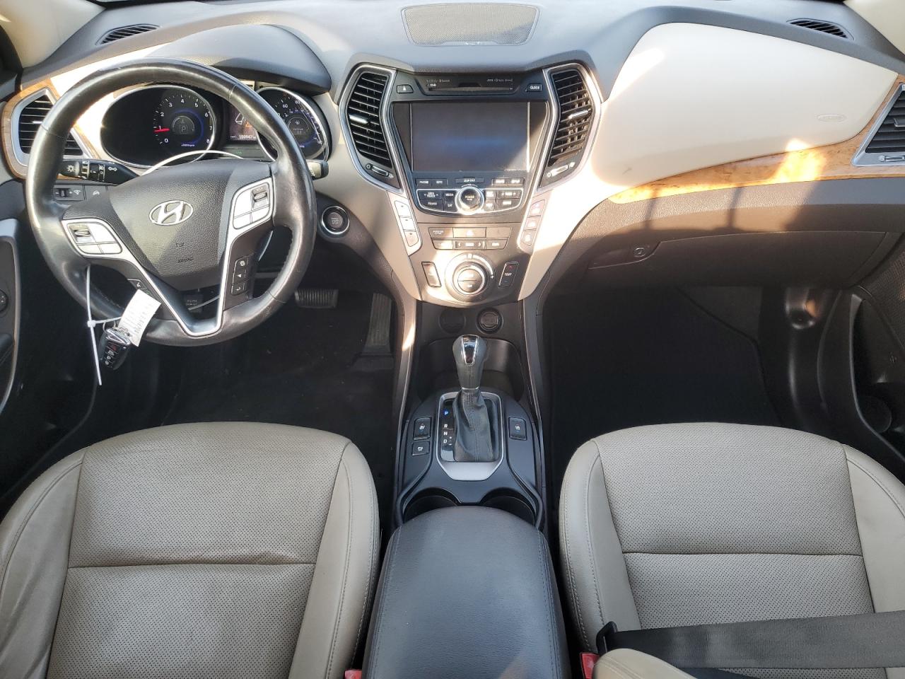 Hyundai SANTA FE Se Ultimate Image 10