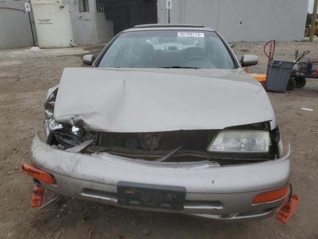 Nissan Maxima Gle Image 2