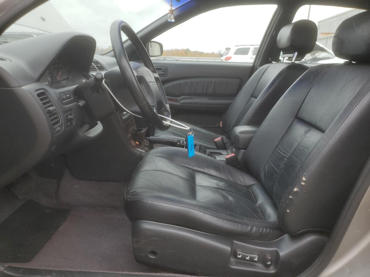 Nissan Maxima Gle Image 9