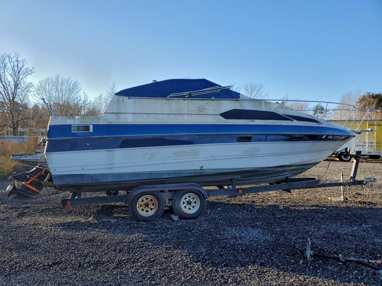 Bayliner Boat Image 2