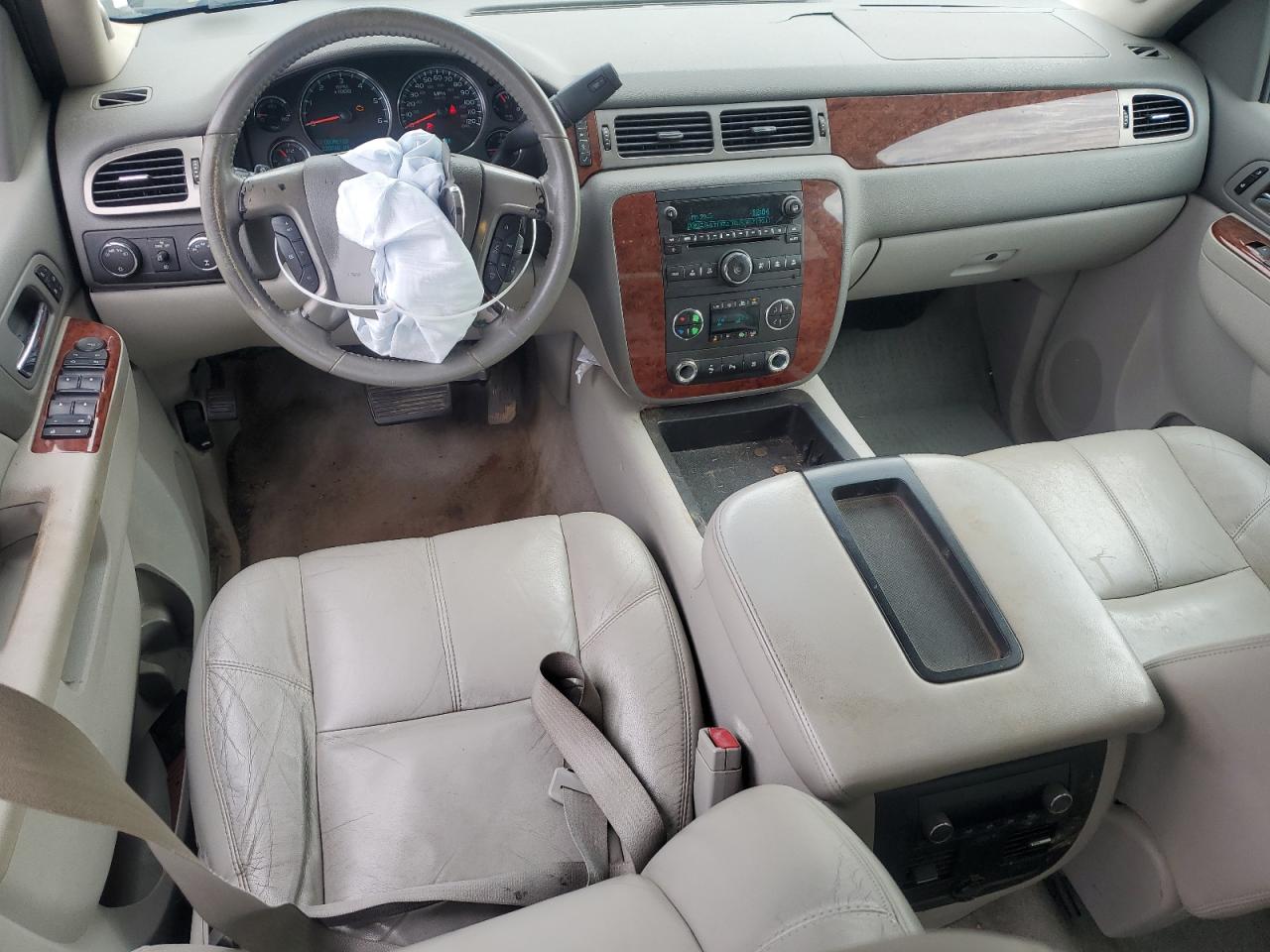 Chevrolet Avalanche Lt Image 2