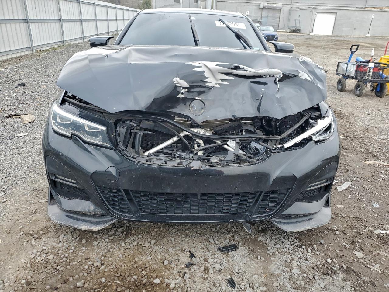 BMW 3 Series Image 11