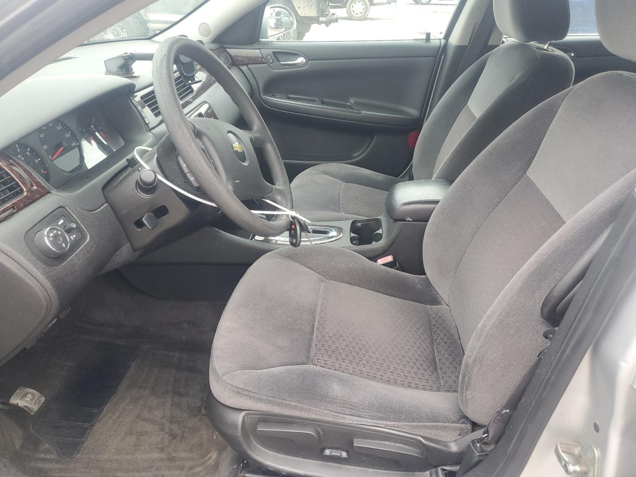 Chevrolet Impala Ls Image 4