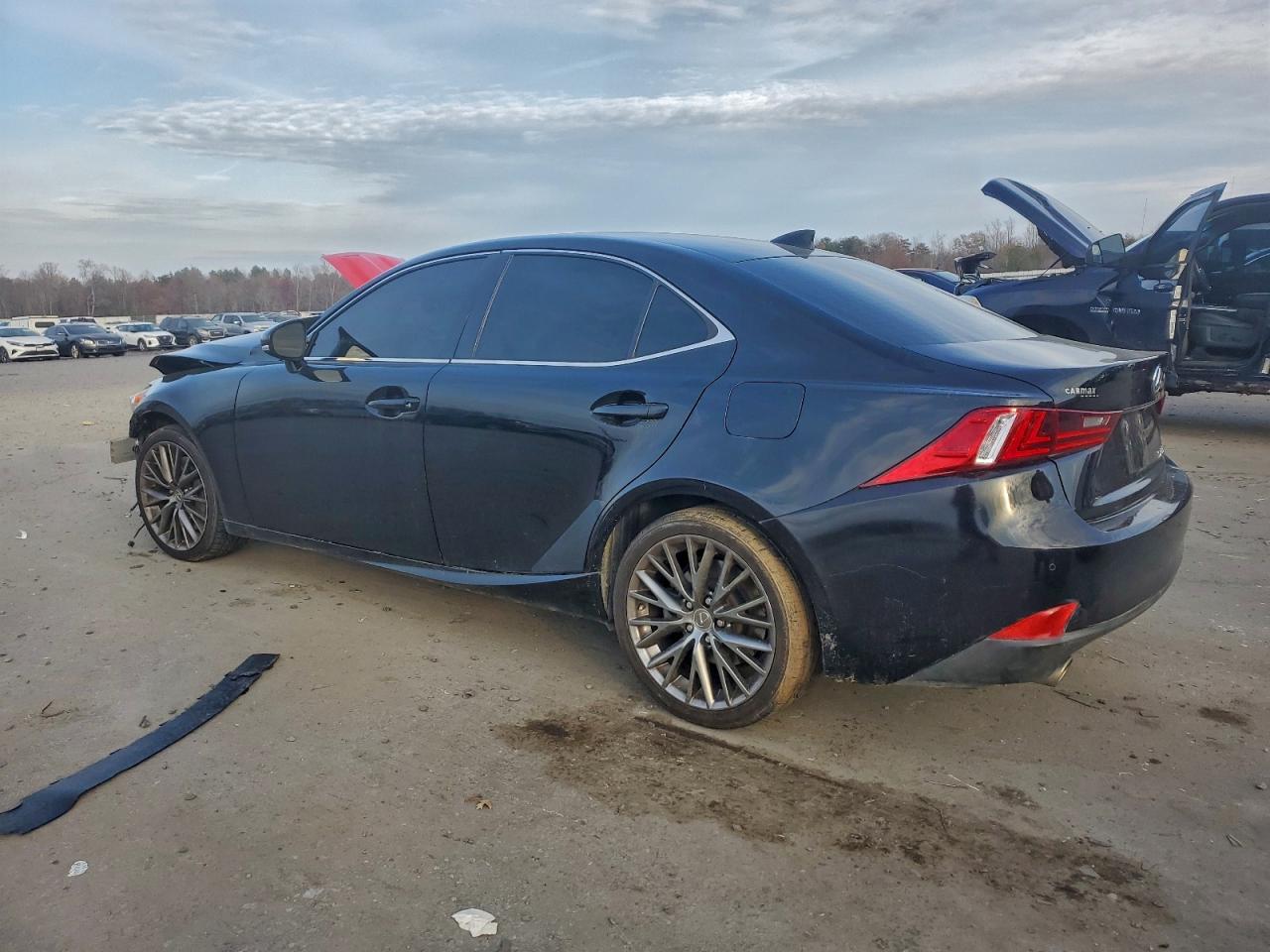 Lexus Is 200t Image 6