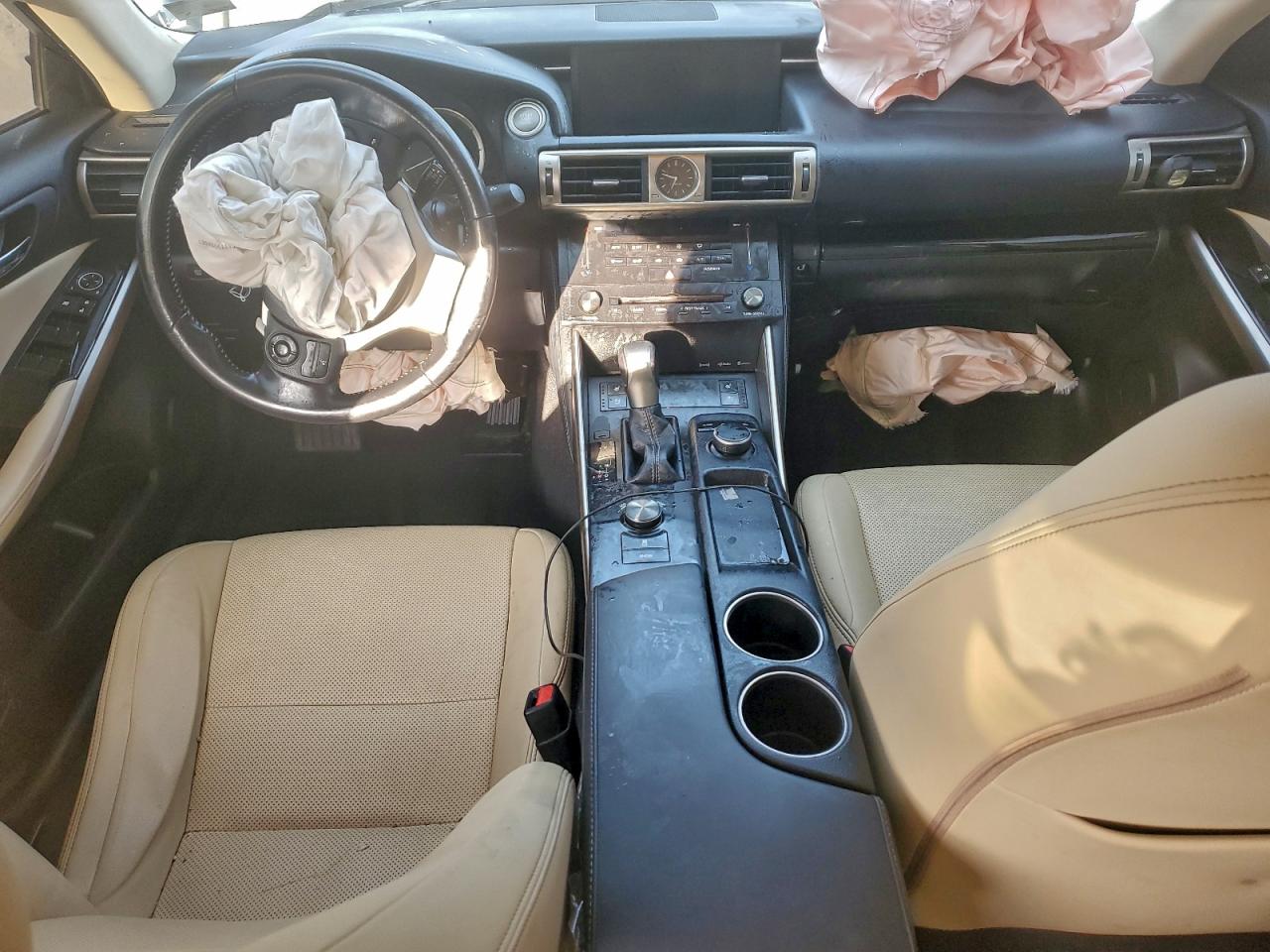 Lexus Is 200t Image 11