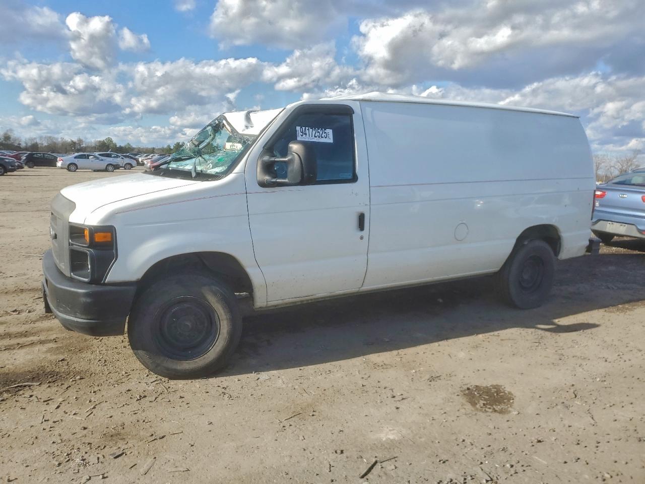 Ford E-150 E150 Van Image 1