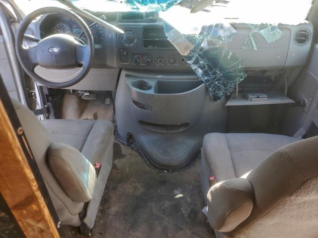 Ford E-150 E150 Van Image 2