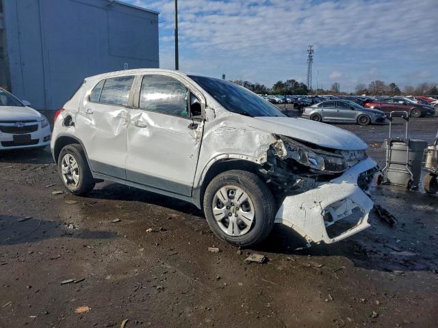 Chevrolet Trax Ls Image 4