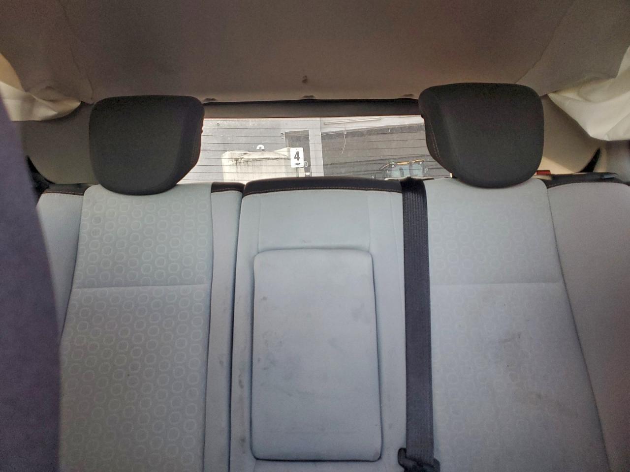 Chevrolet Trax Ls Image 5