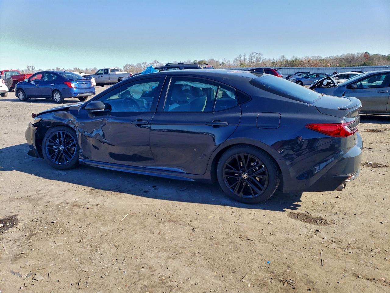 Toyota Camry Xse Image 2