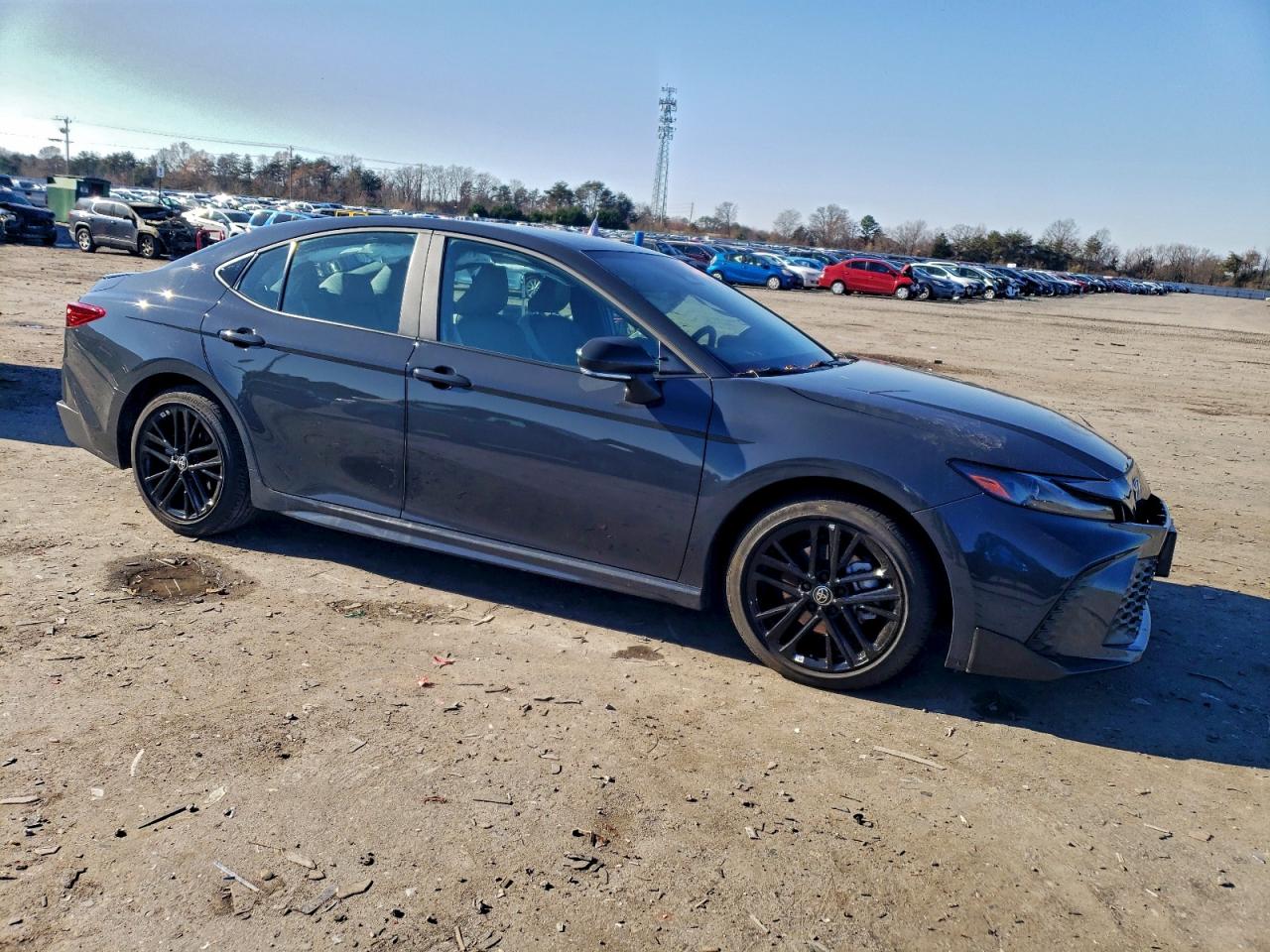 Toyota Camry Xse Image 5