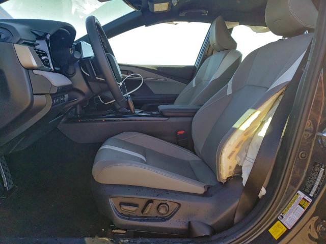 Toyota Camry Xse Image 12