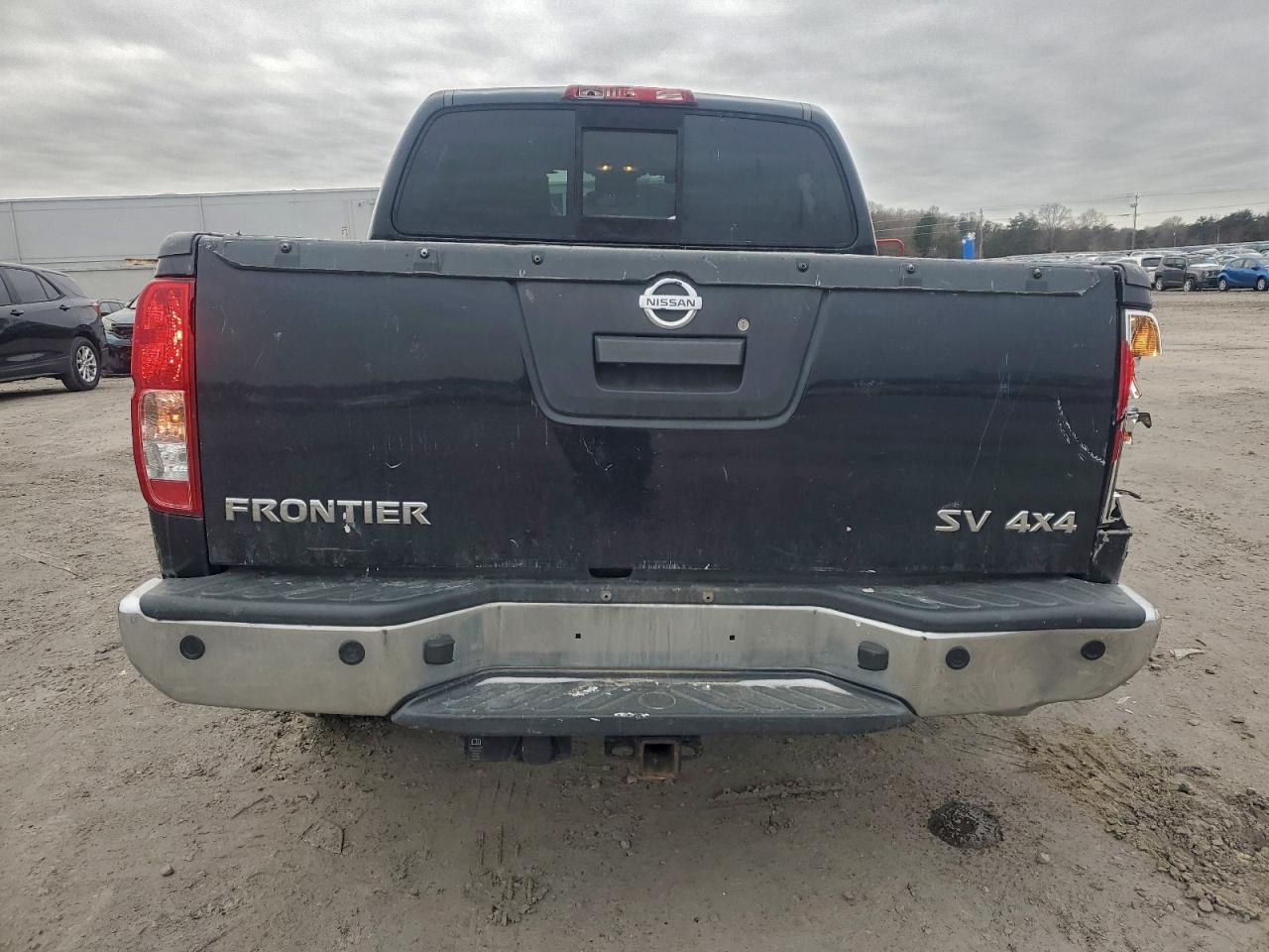 Nissan Frontier S Image 9