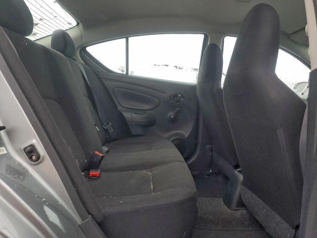 Nissan Versa S Image 8