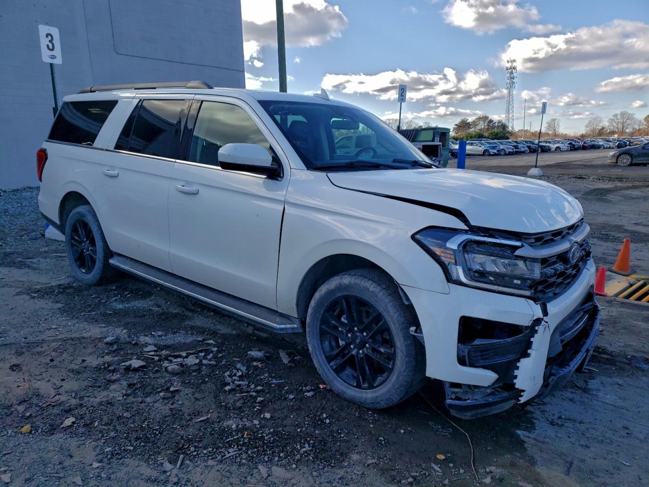 Ford Expedition Max Xlt Image 2