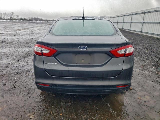 Ford Fusion Se Image 10