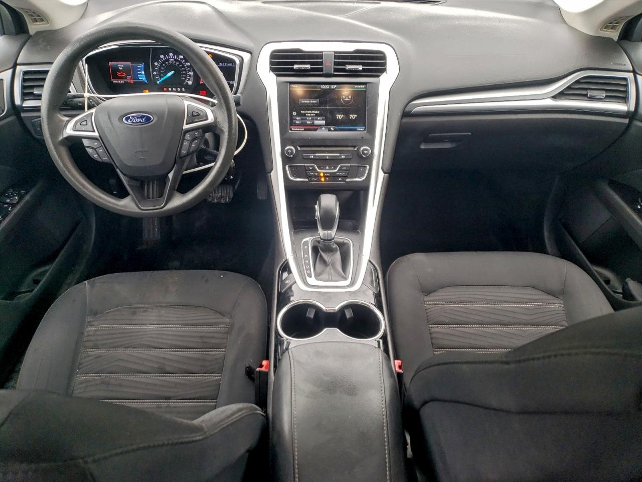 Ford Fusion Se Image 3