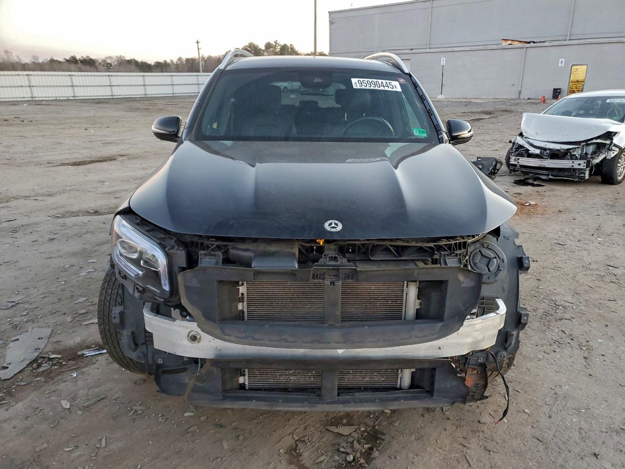 Mercedes-Benz GLB 250 4matic Image 3