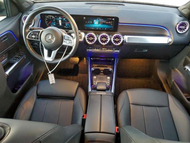 Mercedes-Benz GLB 250 4matic Image 13