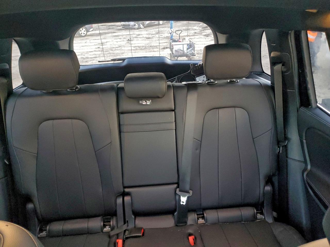 Mercedes-Benz GLB 250 4matic Image 6