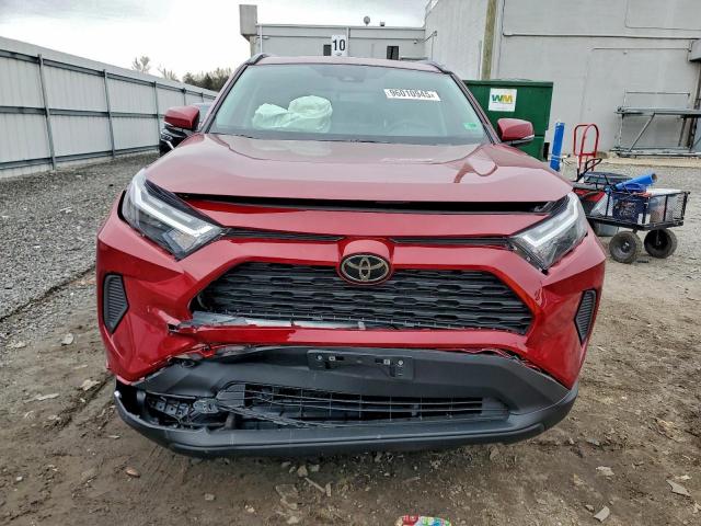Toyota RAV4 Xle Image 3
