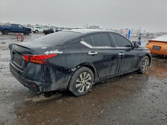 Nissan Altima S Image 11