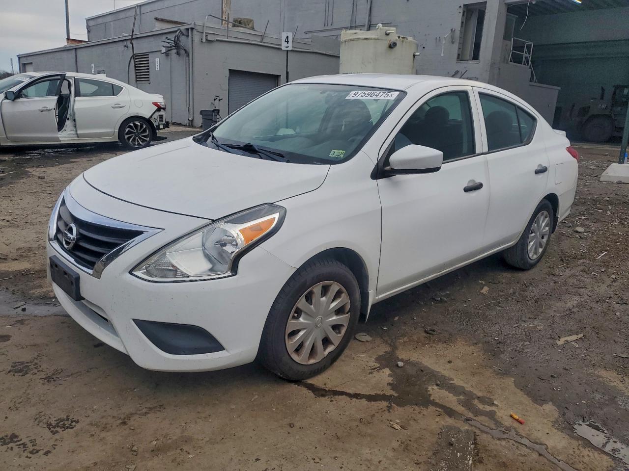 Nissan Versa S Image 1