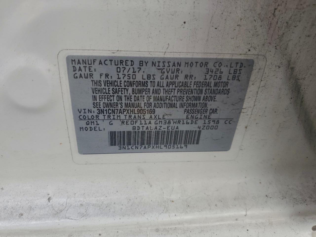 Nissan Versa S Image 11