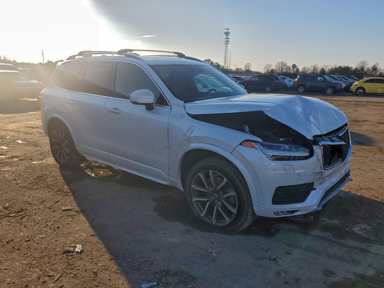 Volvo XC90 T6 Image 13