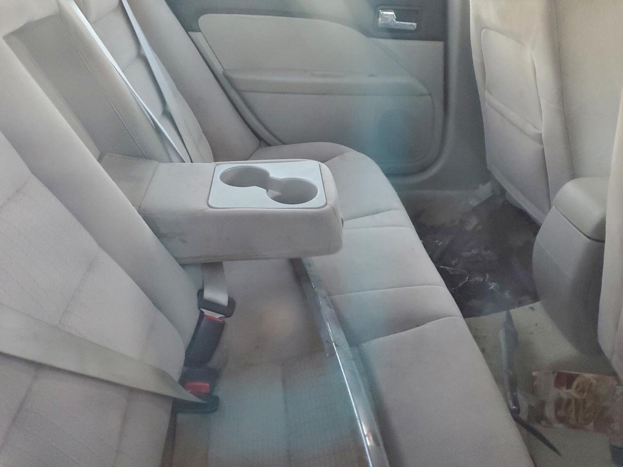 Ford Fusion Se Image 6