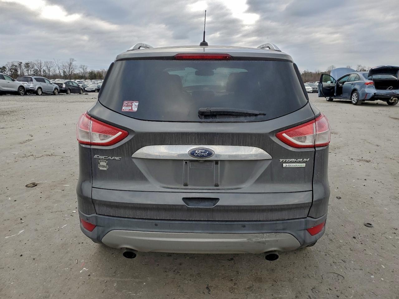 Ford Escape Titanium Image 7