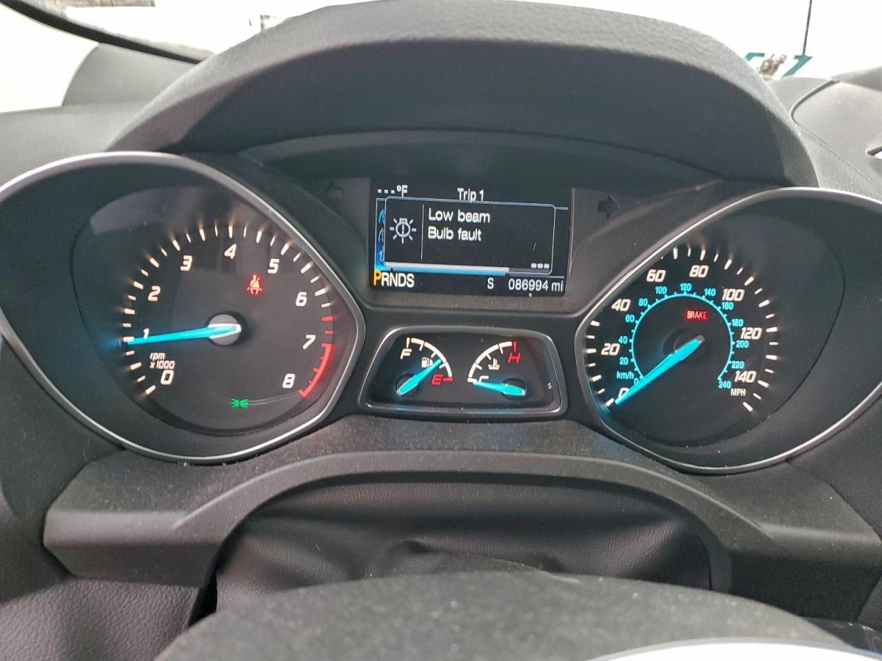 Ford Escape Titanium Image 2