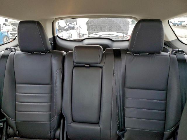 Ford Escape Titanium Image 3