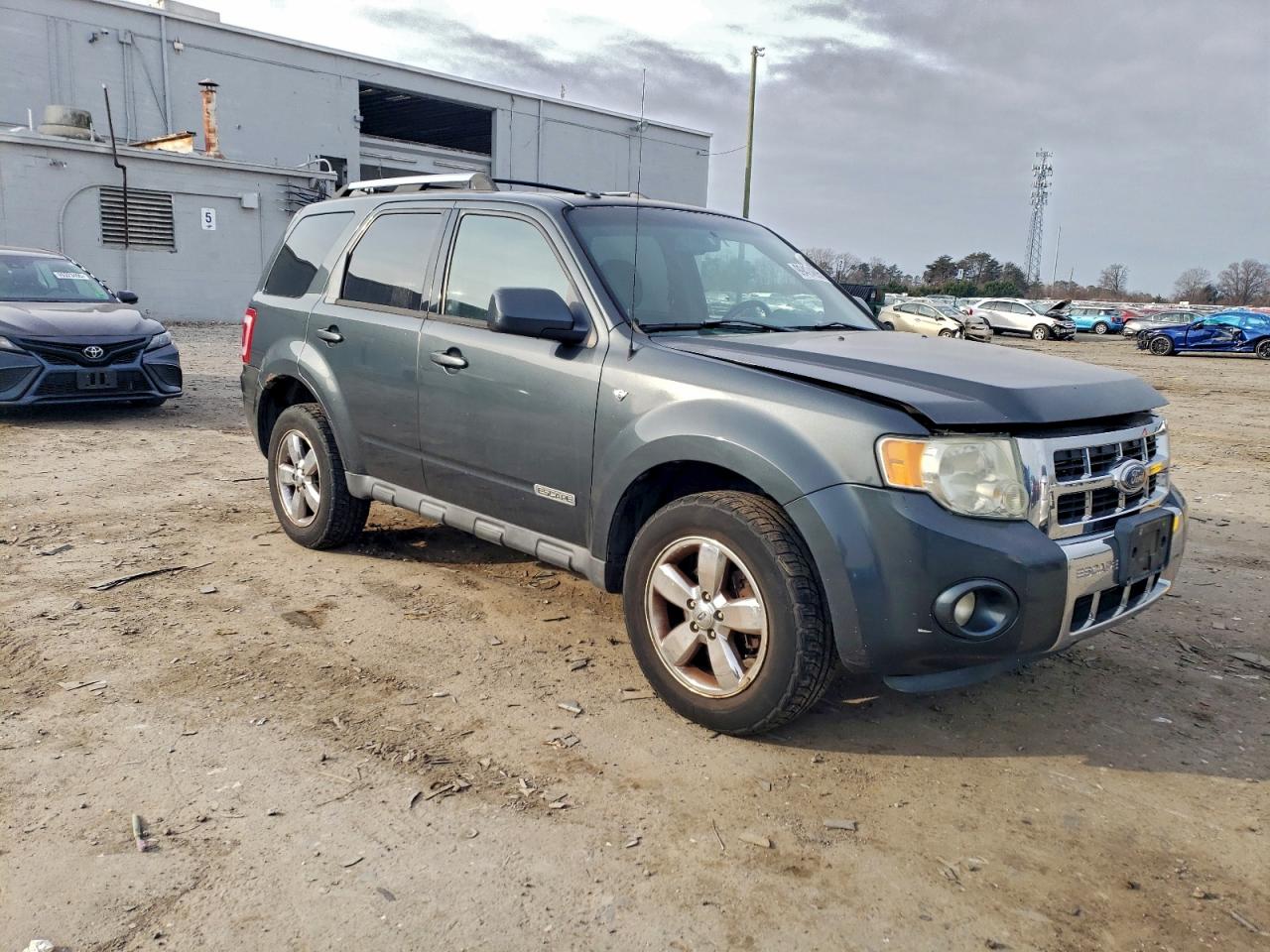 Ford Escape Limited Image 2