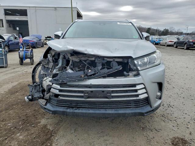 Toyota Highlander Limited Image 6