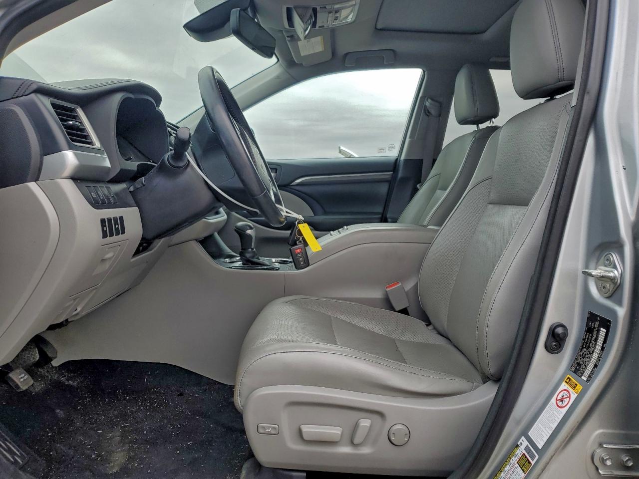 Toyota Highlander Limited Image 10