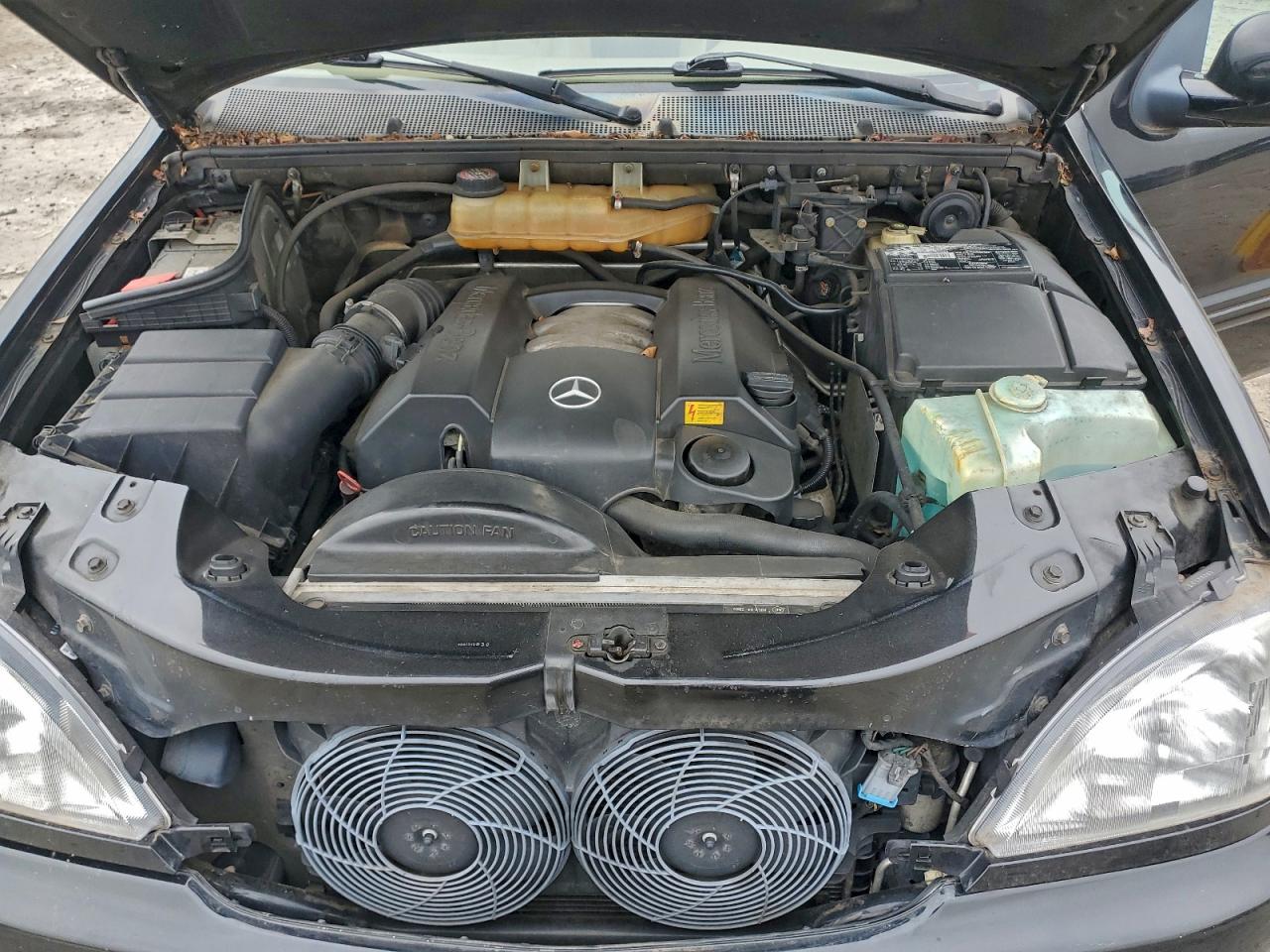 Mercedes-Benz M-Class 320 Image 13