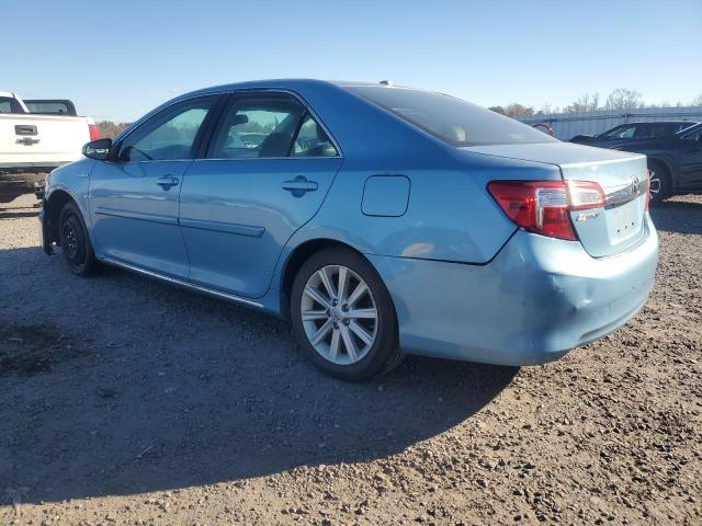 Toyota Camry Hybrid Image 3