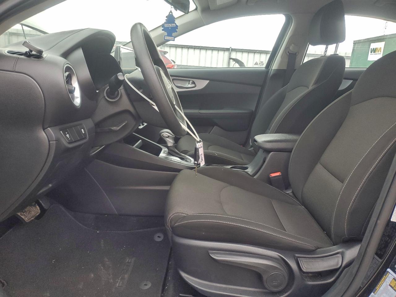 Kia Forte Lx Image 7