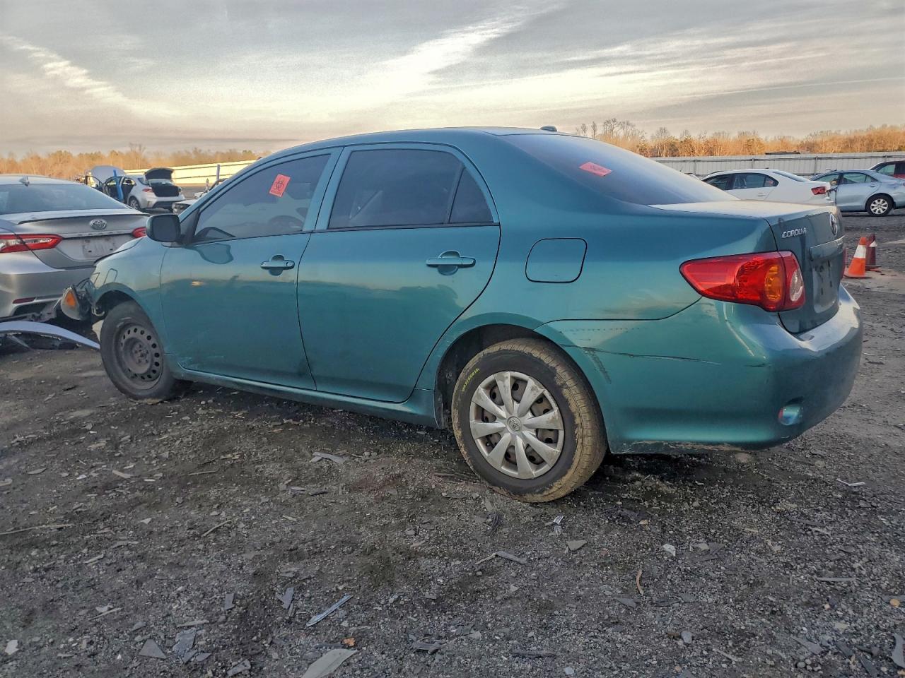 Toyota Corolla Base Image 3