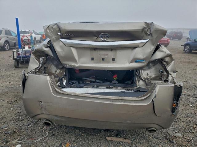 Nissan Altima 2.5 Image 8