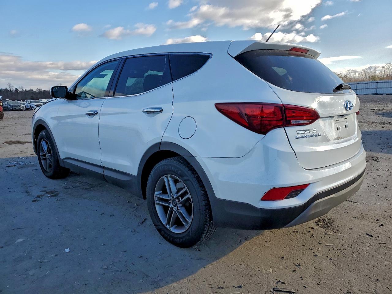 Hyundai SANTA FE Image 9