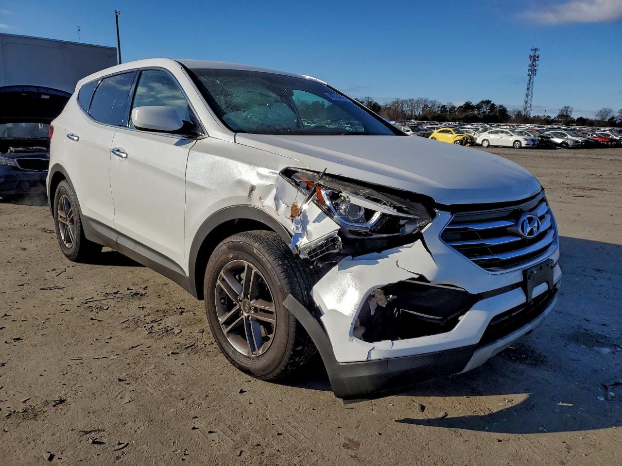 Hyundai SANTA FE Image 4