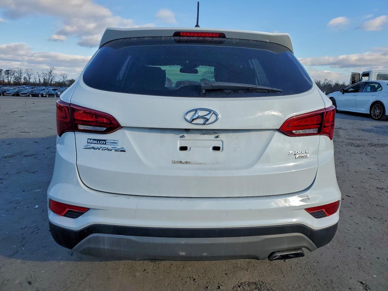 Hyundai SANTA FE Image 8