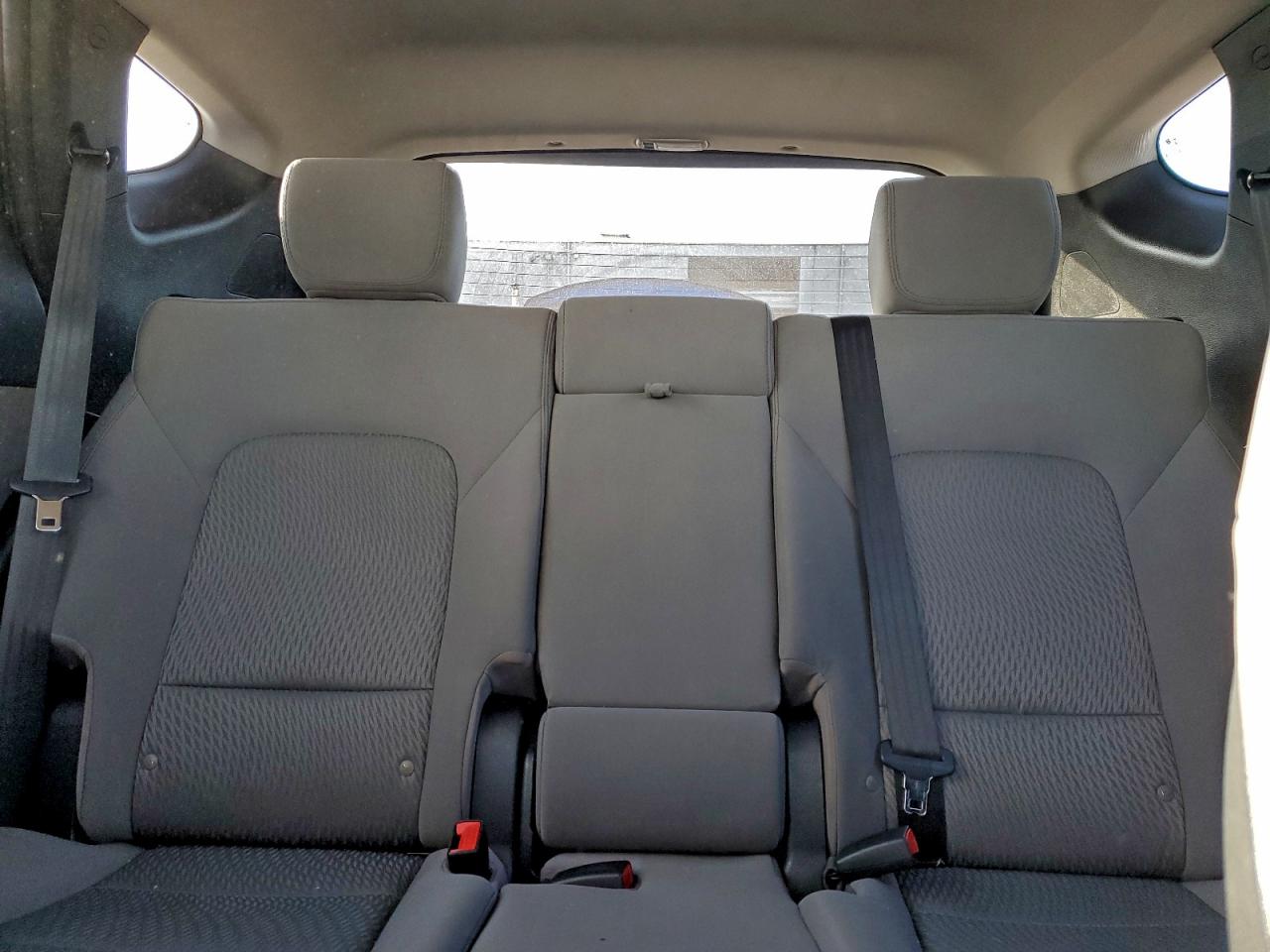 Hyundai SANTA FE Image 13